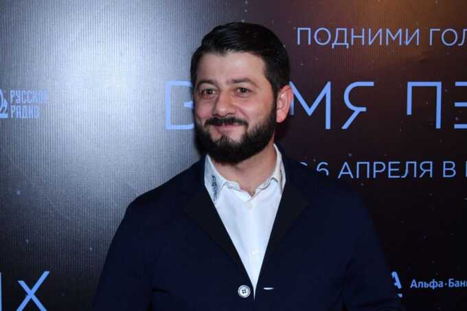 Продюсер раскрывает реальную причину развода Галустяна с супругой